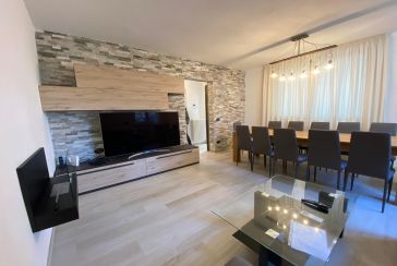 Main photo about Apartment Ref.AF339 for seasonal-rent located in Forte dei Marmi