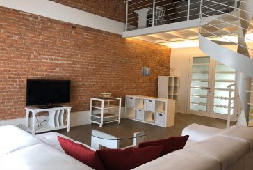 Main photo about Apartment Ref.AF352 for seasonal-rent located in Forte dei Marmi
