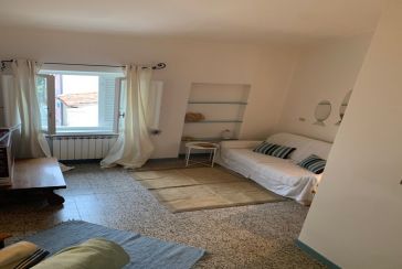 Main photo about Apartment Ref.AF364 for seasonal-rent located in Forte dei Marmi