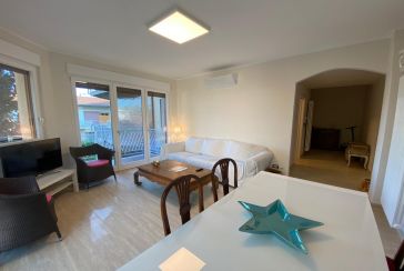 Main photo about Apartment Ref.AF375 for seasonal-rent located in Forte dei Marmi