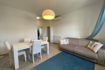 Main photo about Apartment Ref.AF400 for seasonal-rent located in Forte dei Marmi