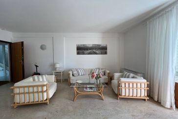 Main photo about Apartment Ref.AF458 for seasonal-rent located in Forte dei Marmi