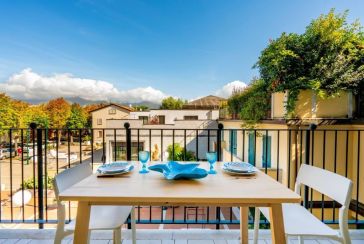 Main photo about Apartment Ref.AF089 for seasonal-rent located in Forte dei Marmi