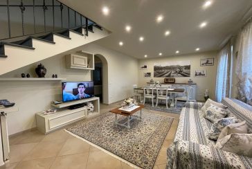 Main photo about Semi-Detached House Ref.AF382 for seasonal-rent located in Forte dei Marmi
