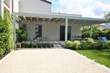 Main photo about Semi-Detached House Ref.AF444 for seasonal-rent located in Forte dei Marmi