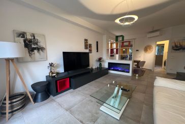 Foto Casa Bifamiliare Rif.AF556 in affitto-stagionale situato a Cinquale
