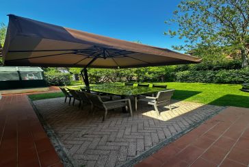 Main photo about Villa Ref.AF095 for seasonal-rent located in Forte dei Marmi