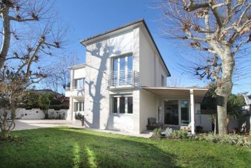 Фото полунезависимый дом Рек.AF159 for seasonal-rent located in Форте дей Марми