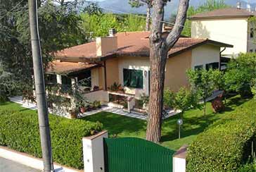 Main photo about Villa Ref.AF221 for seasonal-rent located in Forte dei Marmi