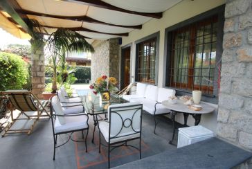 Main photo about Villa Ref.AF320 for seasonal-rent located in Forte dei Marmi