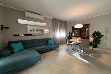 Foto Villa Rif.AF053 in affitto-stagionale situato a Forte dei Marmi