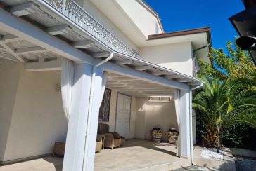 Main photo about Semi-Detached House Ref.F994 for sale located in Forte dei Marmi
